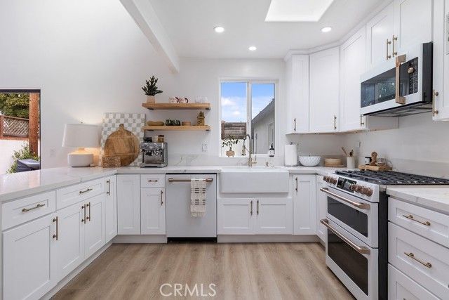 236 Camellia Lane, Costa Mesa, CA 92627