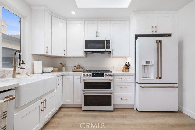 236 Camellia Lane, Costa Mesa, CA 92627