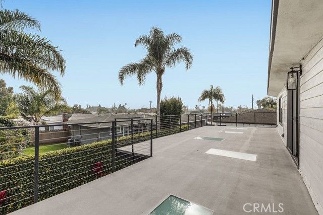 236 Camellia Lane, Costa Mesa, CA 92627