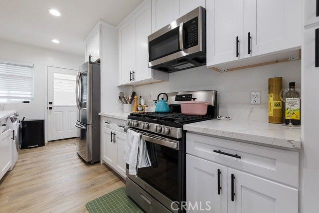 236 Camellia Lane, Costa Mesa, CA 92627