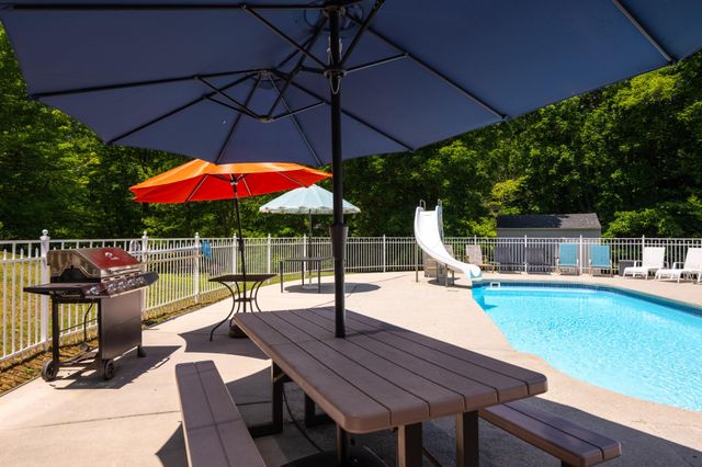5551 Hunter Road, Ooltewah, TN 37363