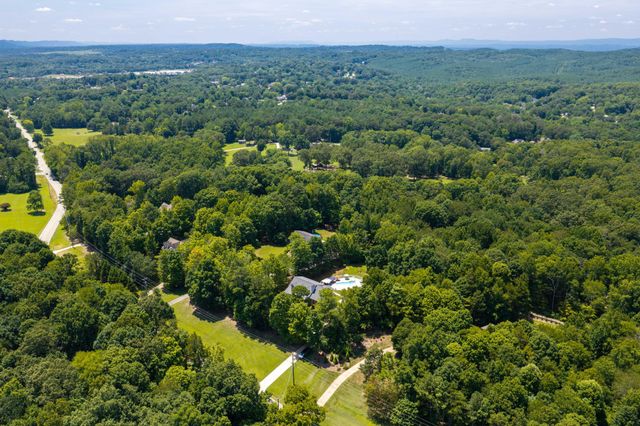 5551 Hunter Road, Ooltewah, TN 37363
