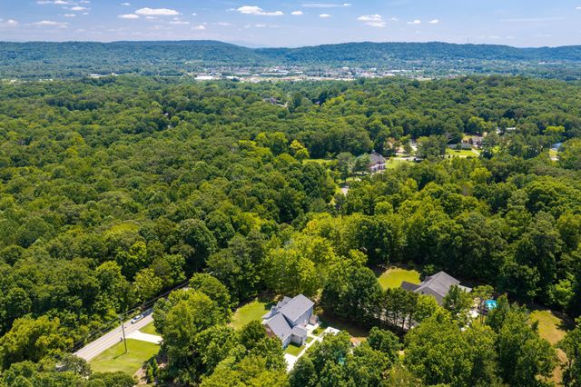 5551 Hunter Road, Ooltewah, TN 37363
