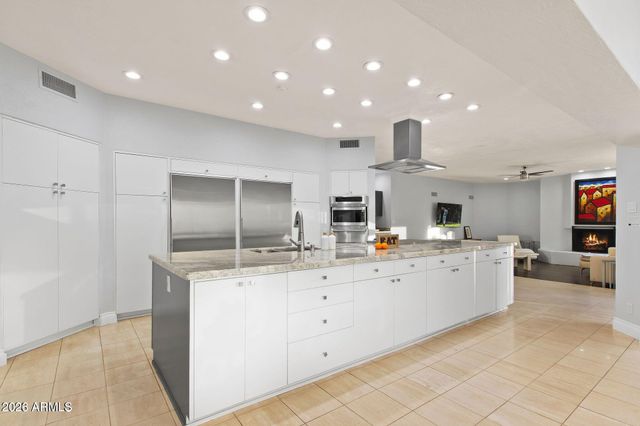 5620 N Casa Blanca Drive, Paradise Valley, AZ 85253