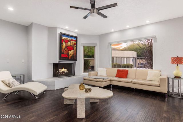 5620 N Casa Blanca Drive, Paradise Valley, AZ 85253