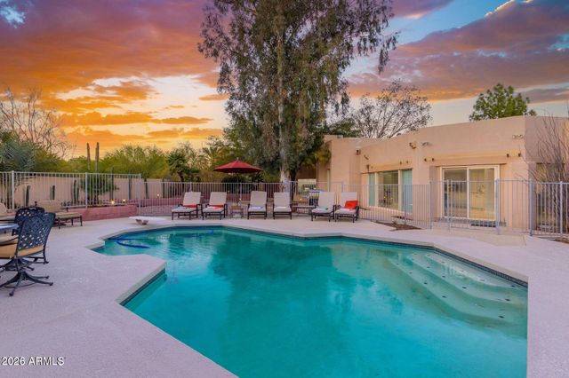 5620 N Casa Blanca Drive, Paradise Valley, AZ 85253
