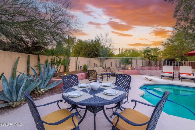 5620 N Casa Blanca Drive, Paradise Valley, AZ 85253
