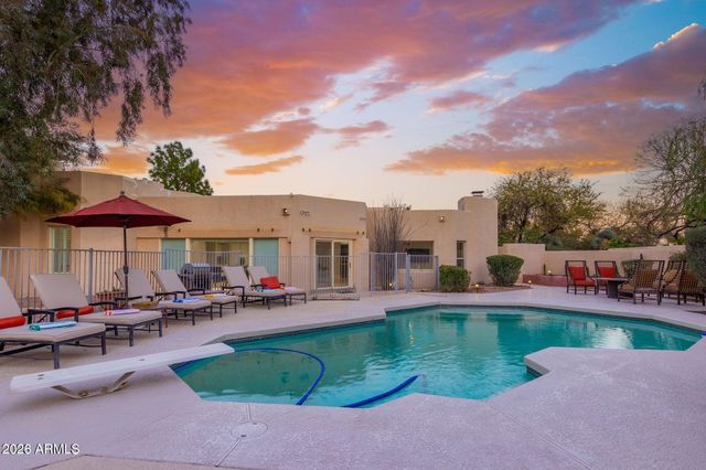 5620 N Casa Blanca Drive, Paradise Valley, AZ 85253