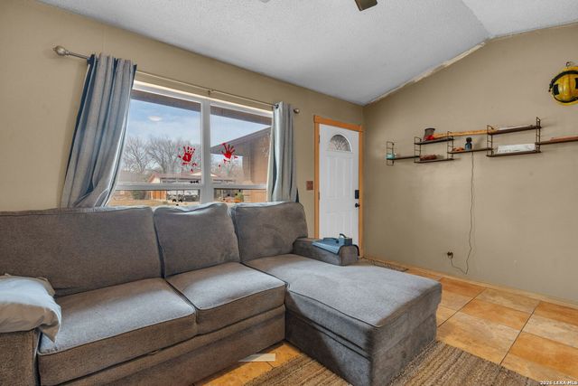 5858 Castle Hunt, San Antonio, TX 78218