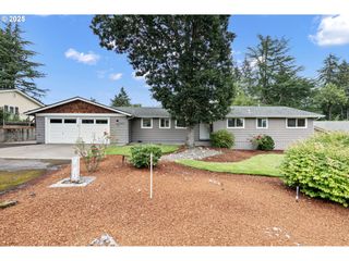 3425 CHAMBERS St, Eugene, OR 97405