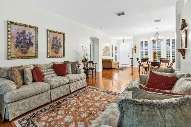 28 CAMELOT RIDGE DRIVE, Brandon, FL 33511