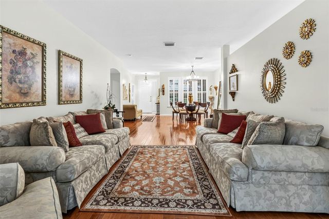 28 CAMELOT RIDGE DRIVE, Brandon, FL 33511