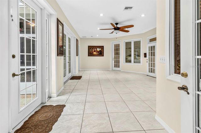 28 CAMELOT RIDGE DRIVE, Brandon, FL 33511