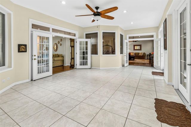 28 CAMELOT RIDGE DRIVE, Brandon, FL 33511