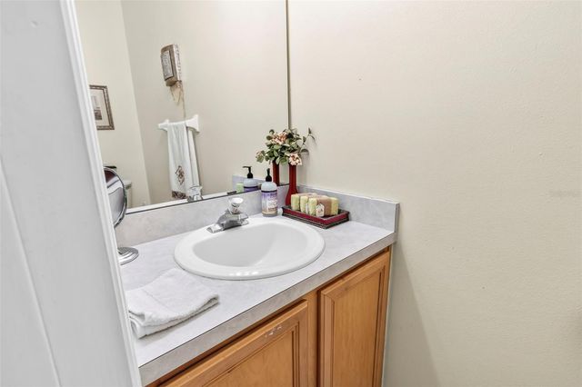 28 CAMELOT RIDGE DRIVE, Brandon, FL 33511