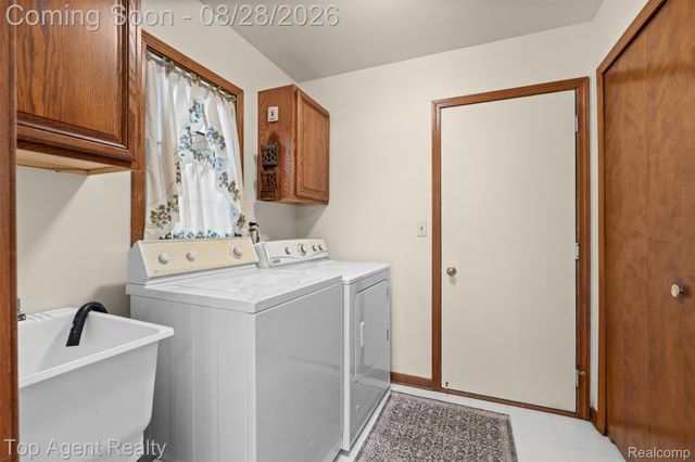 14430 Cove Creek Court, Shelby Charter Township, MI 48315