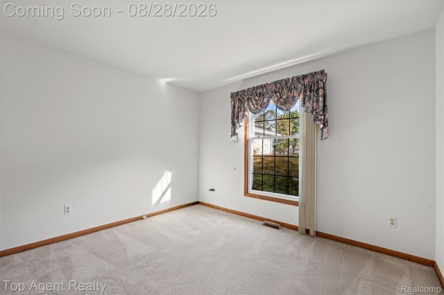 14430 Cove Creek Court, Shelby Charter Township, MI 48315