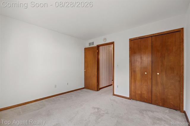 14430 Cove Creek Court, Shelby Charter Township, MI 48315