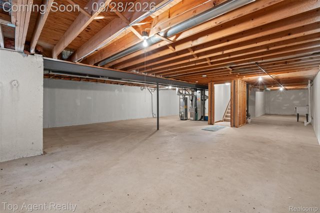 14430 Cove Creek Court, Shelby Charter Township, MI 48315
