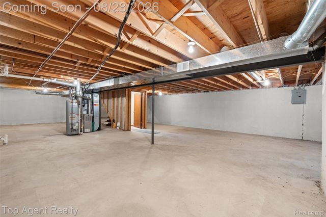 14430 Cove Creek Court, Shelby Charter Township, MI 48315