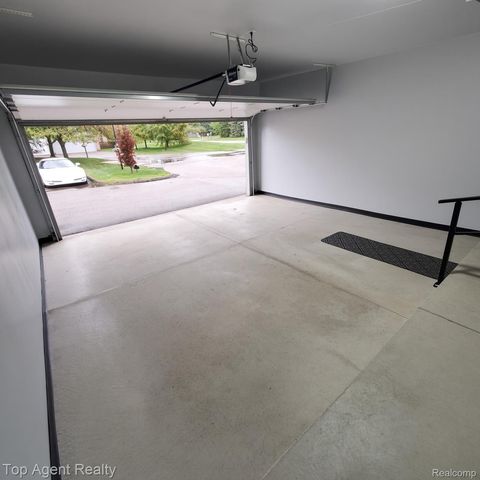 14430 Cove Creek Court, Shelby Charter Township, MI 48315