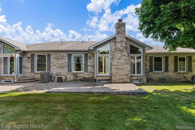 14430 Cove Creek Court, Shelby Charter Township, MI 48315