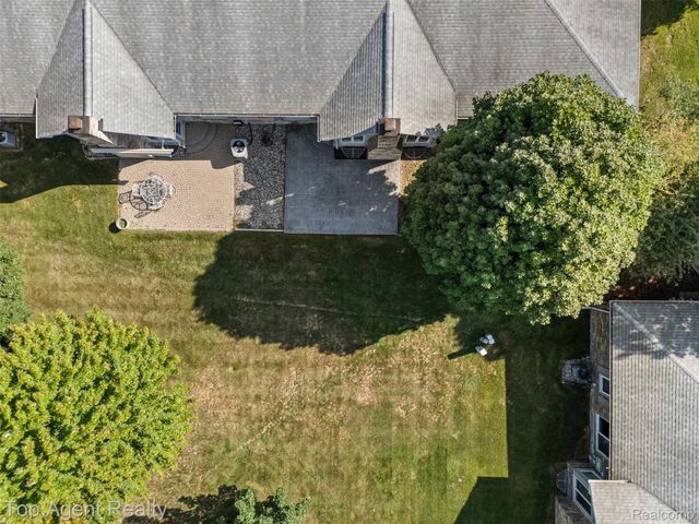 14430 Cove Creek Court, Shelby Charter Township, MI 48315