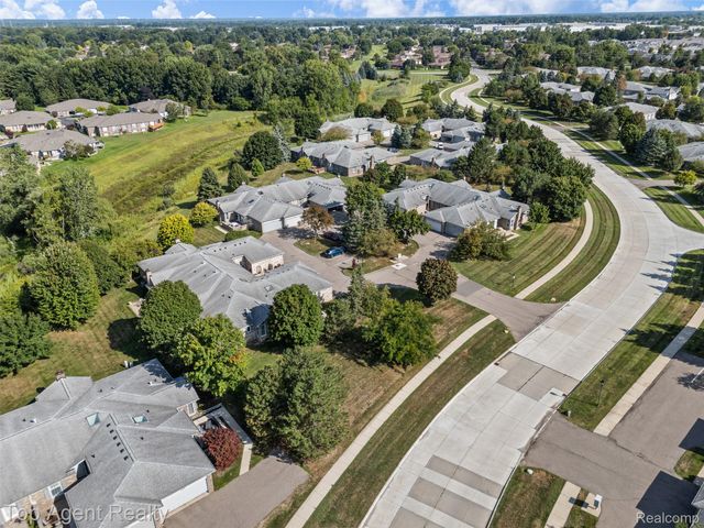 14430 Cove Creek Court, Shelby Charter Township, MI 48315