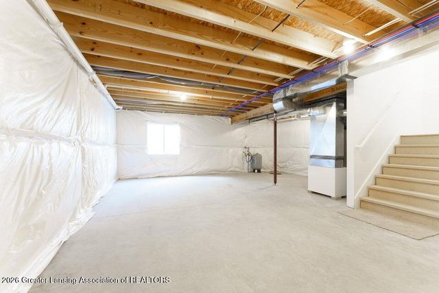 15277 Sherwood Lane, Lansing, MI 48906