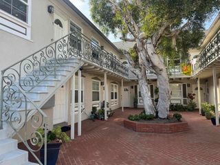 215 Bonair 8, La Jolla, CA 92037