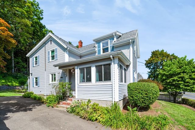 64 Locust St, Danvers, MA 01923