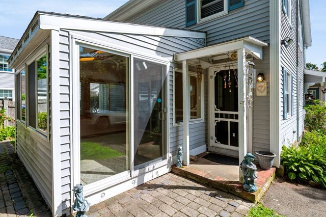 64 Locust St, Danvers, MA 01923