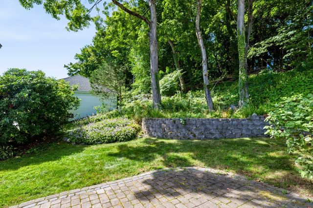64 Locust St, Danvers, MA 01923
