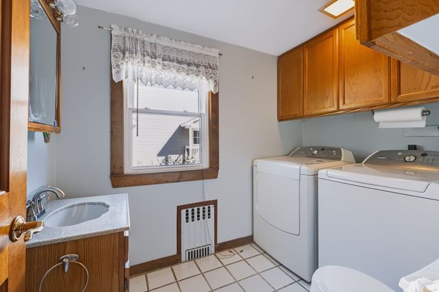 64 Locust St, Danvers, MA 01923