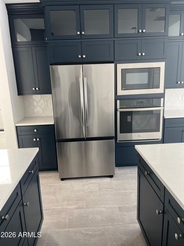 1063 E ZION Way, Chandler, AZ 85249