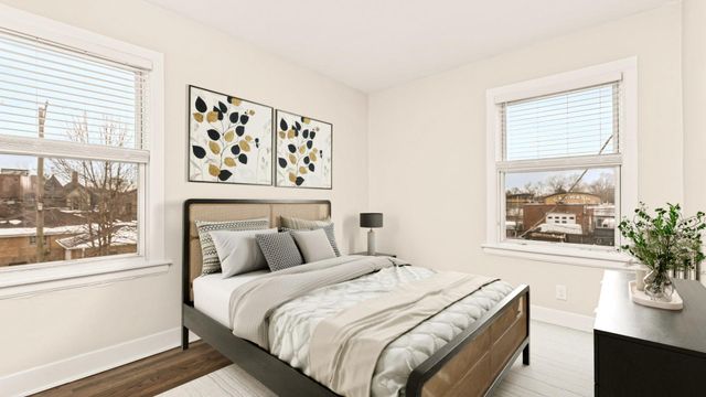 6940 W MEDILL Avenue 2E, Chicago, IL 60607