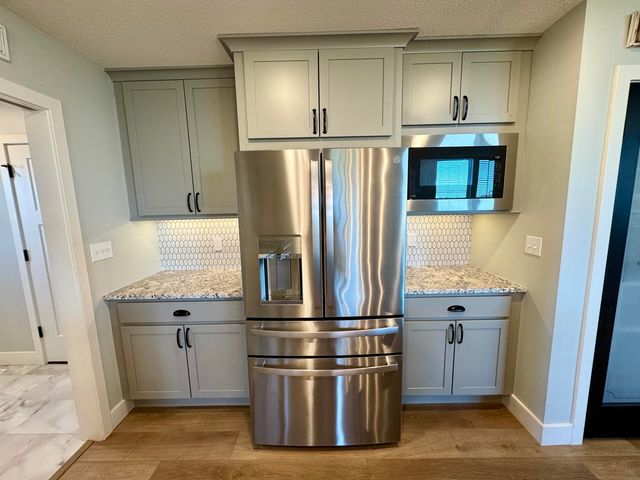 10385 N HWY VV, Columbia, MO 65202