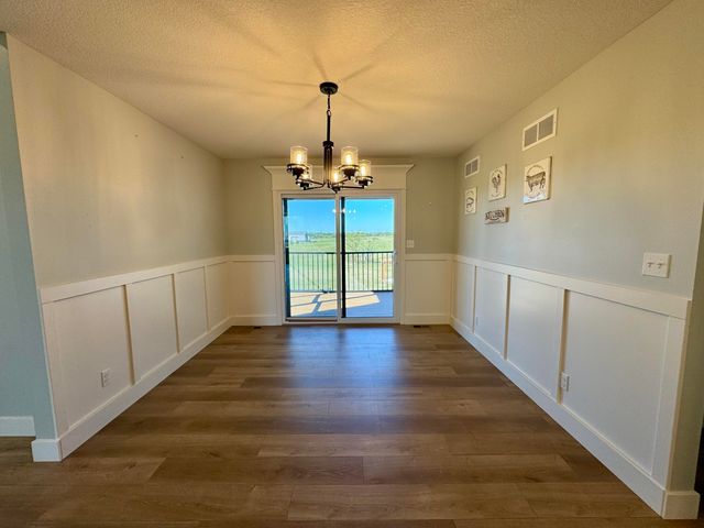 10385 N HWY VV, Columbia, MO 65202