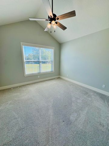 10385 N HWY VV, Columbia, MO 65202