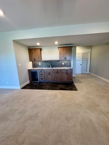 10385 N HWY VV, Columbia, MO 65202