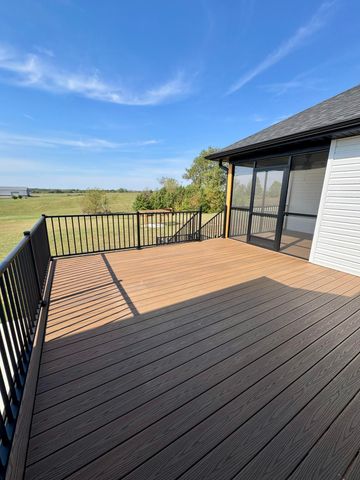 10385 N HWY VV, Columbia, MO 65202