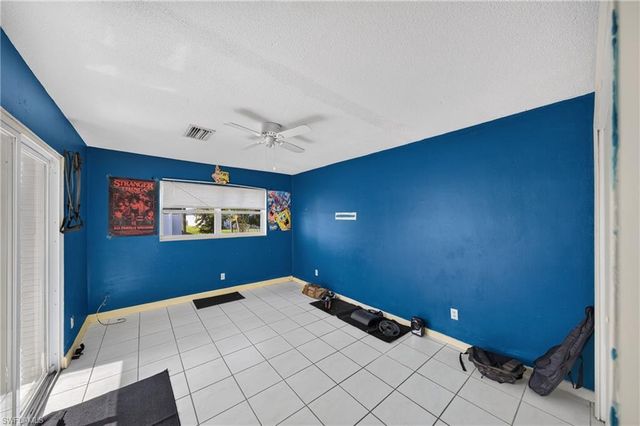 1306 SE 40th TER, Cape Coral, FL 33904