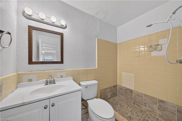 1306 SE 40th TER, Cape Coral, FL 33904