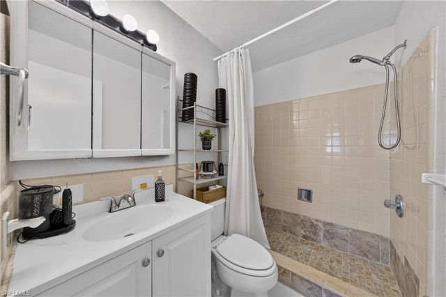 1306 SE 40th TER, Cape Coral, FL 33904