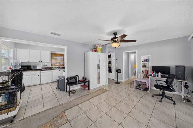 1306 SE 40th TER, Cape Coral, FL 33904