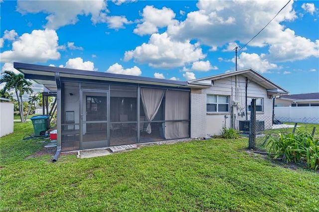 1306 SE 40th TER, Cape Coral, FL 33904