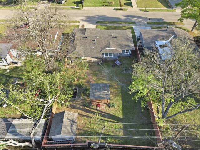 1310 E Lovers Lane, Arlington, TX 76010