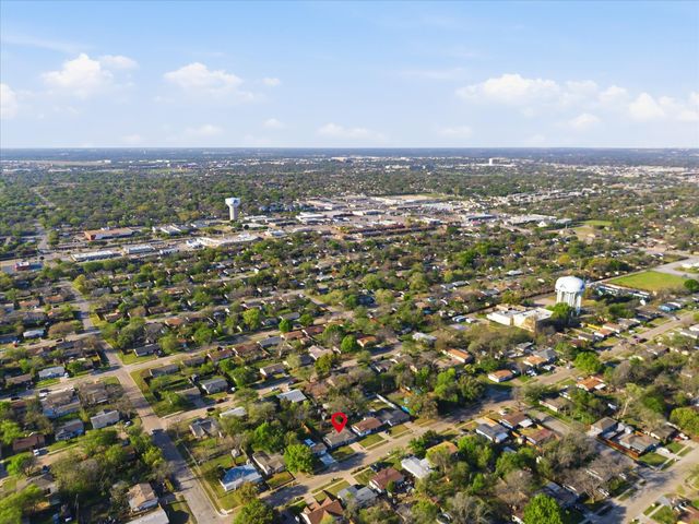 1310 E Lovers Lane, Arlington, TX 76010