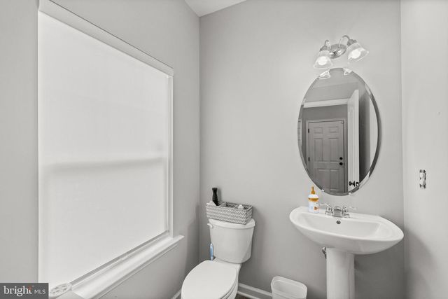 9304 CEDAR FOREST DR, Fredericksburg, VA 22408