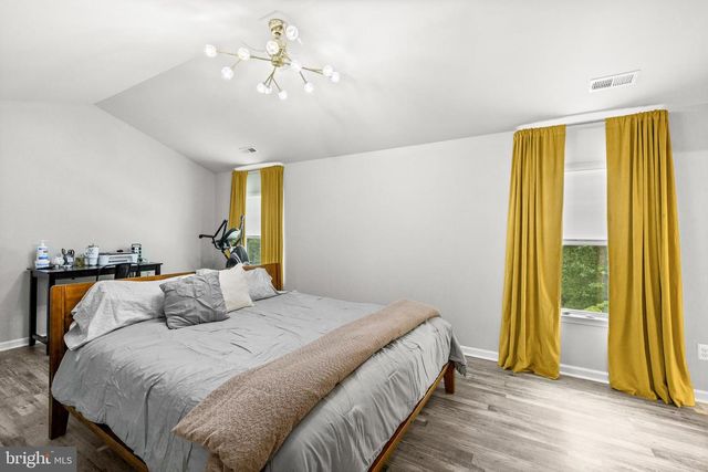 9304 CEDAR FOREST DR, Fredericksburg, VA 22408